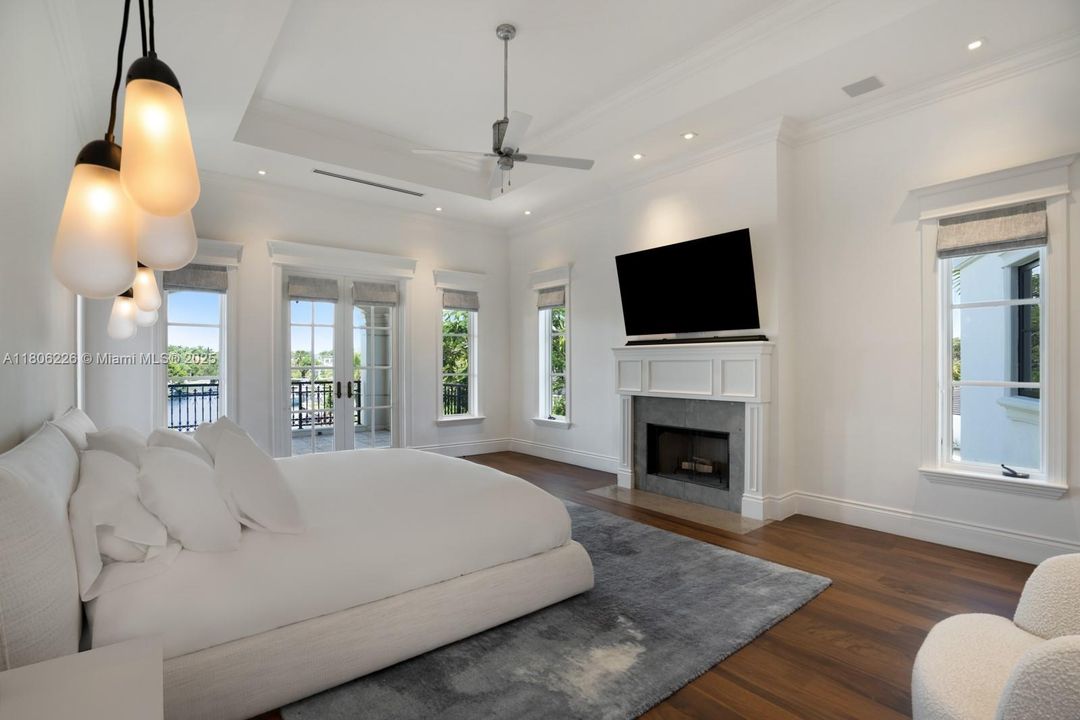 Recently Sold: $17,999,888 (8 beds, 9 baths, 8360 Square Feet)