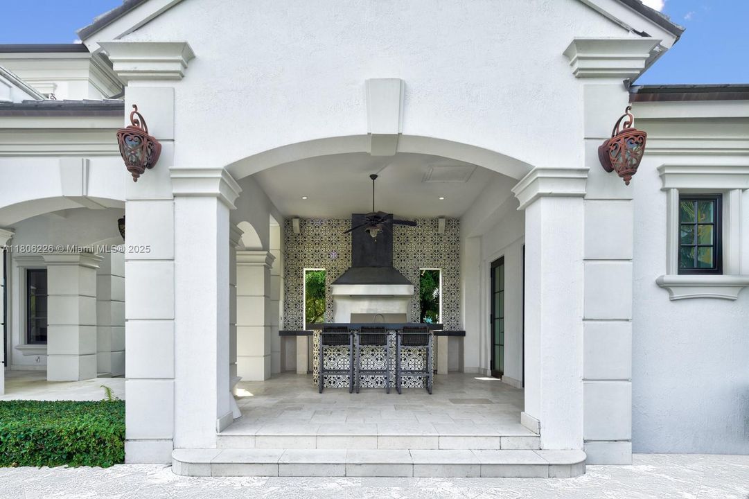 Recently Sold: $17,999,888 (8 beds, 9 baths, 8360 Square Feet)