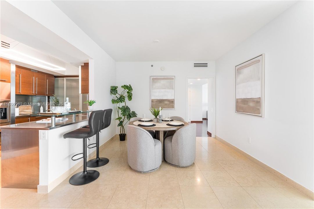 На продажу: $3,450,000 (3 спален, 3 ванн, 2158 Квадратных фут)