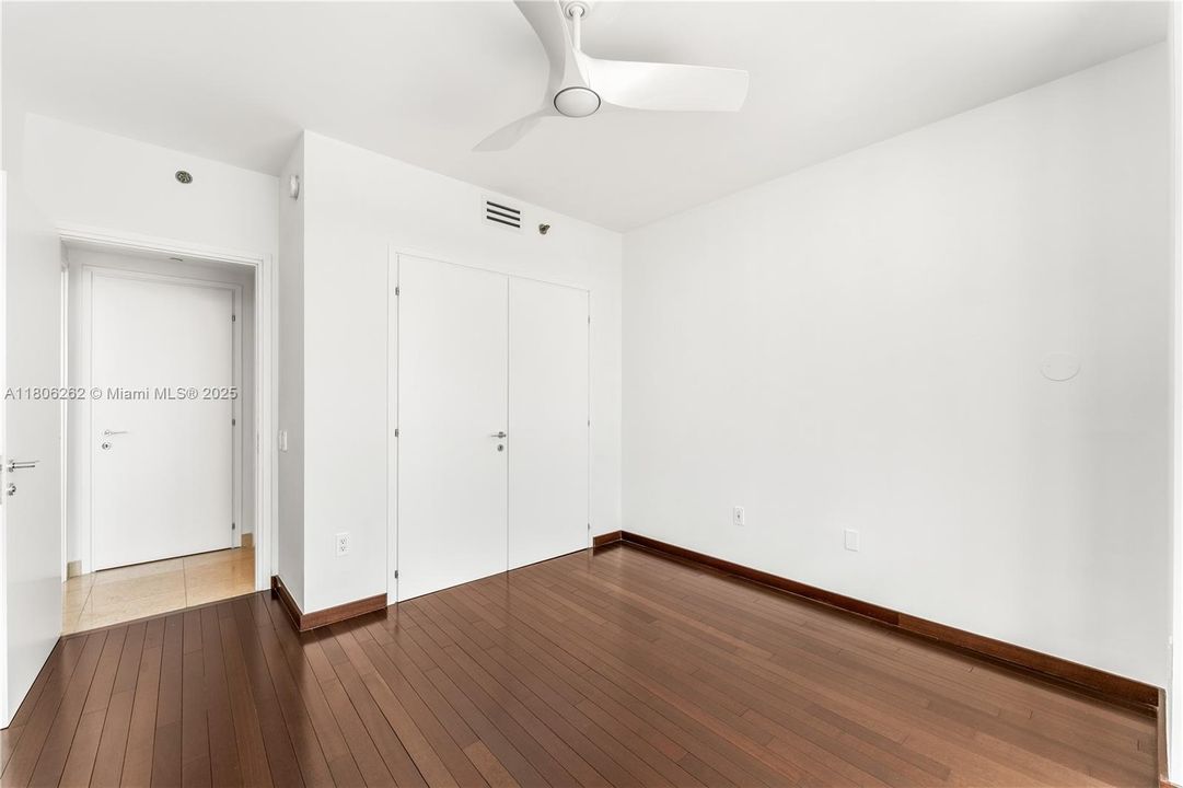 На продажу: $3,450,000 (3 спален, 3 ванн, 2158 Квадратных фут)