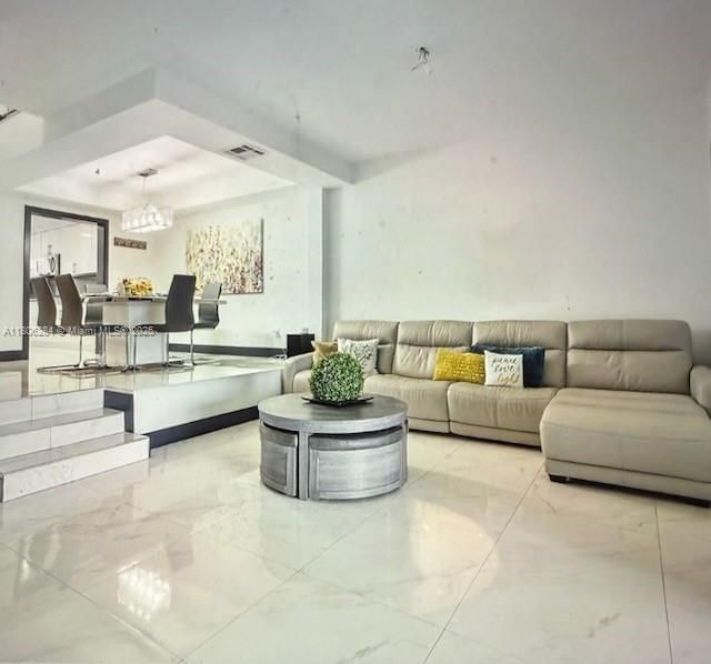 For Sale: $349,000 (3 beds, 2 baths, 1472 Square Feet)