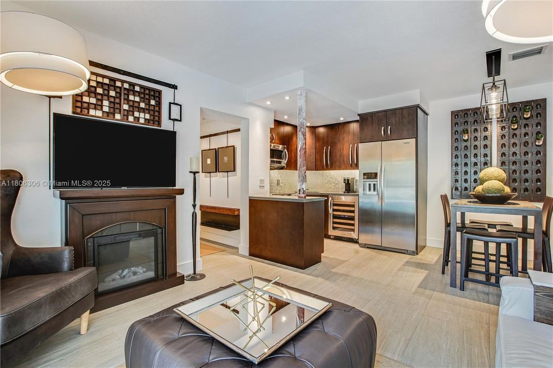 Vendido Recientemente: $379,000 (1 camas, 1 baños, 550 Pies cuadrados)