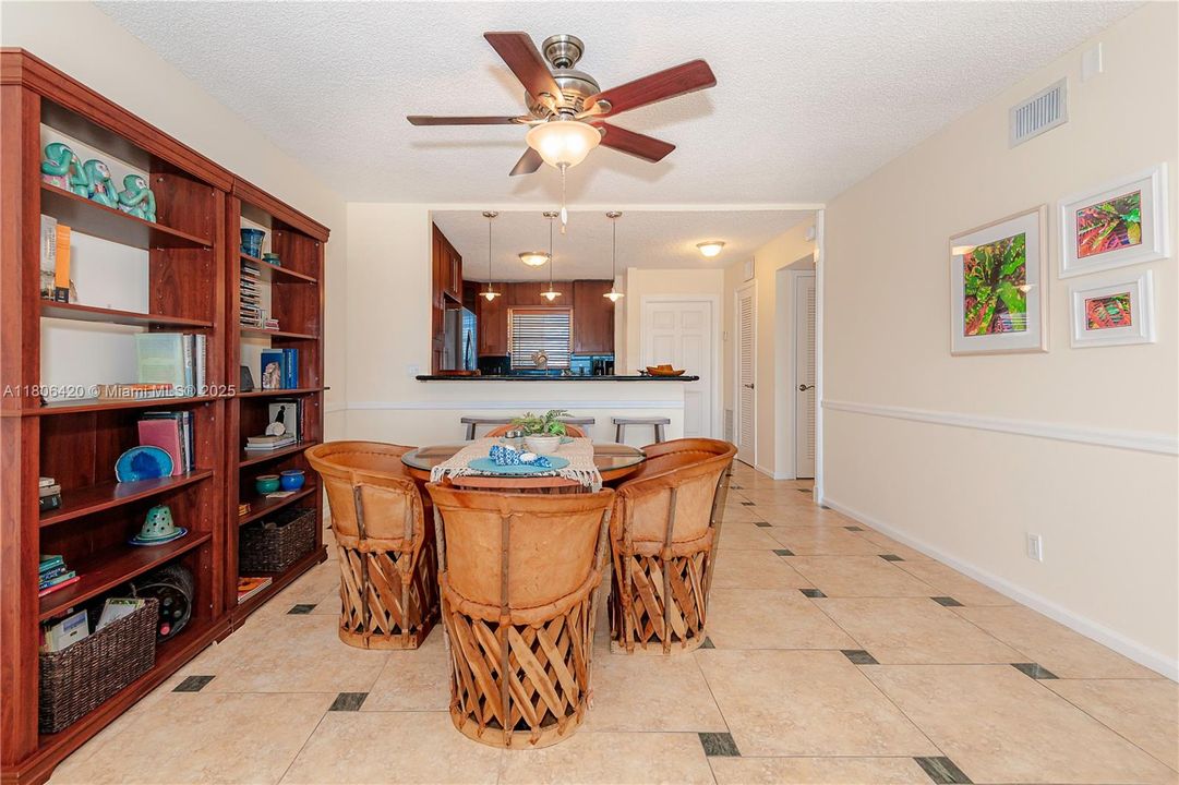 For Sale: $399,000 (2 beds, 2 baths, 1450 Square Feet)