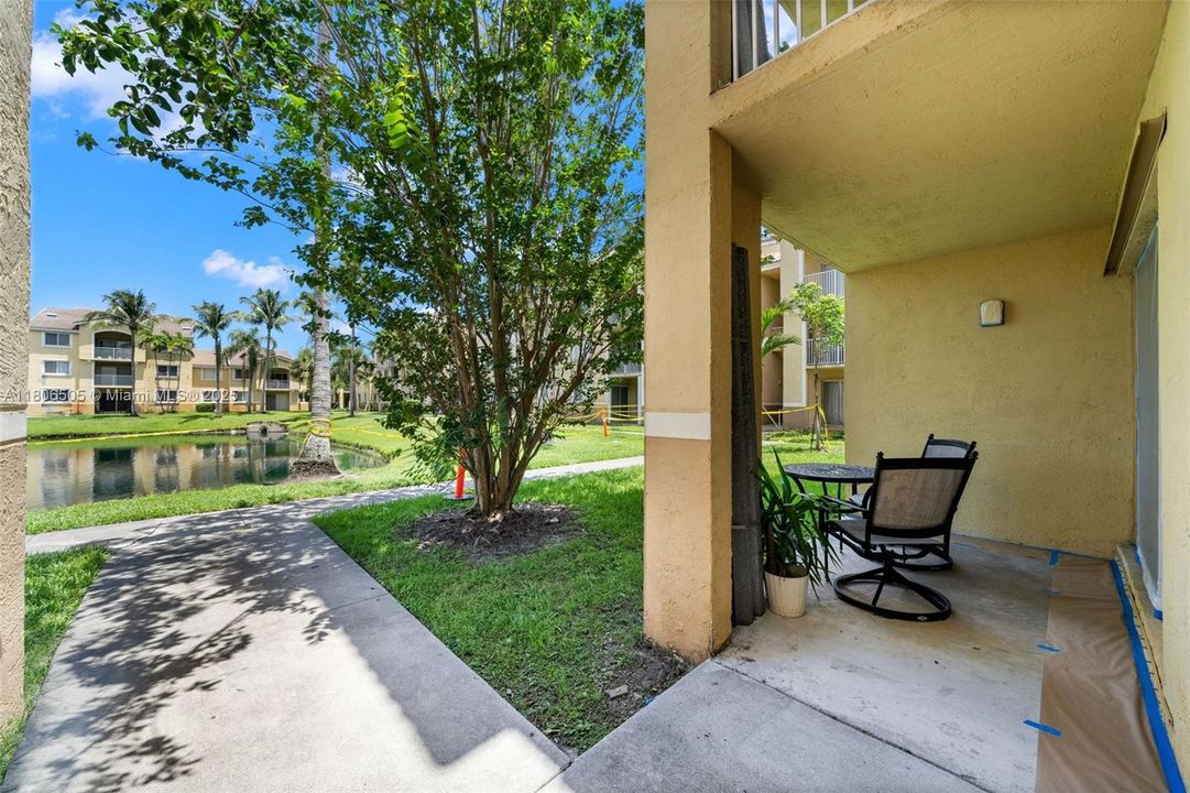 Recently Sold: $209,900 (1 beds, 1 baths, 823 Square Feet)