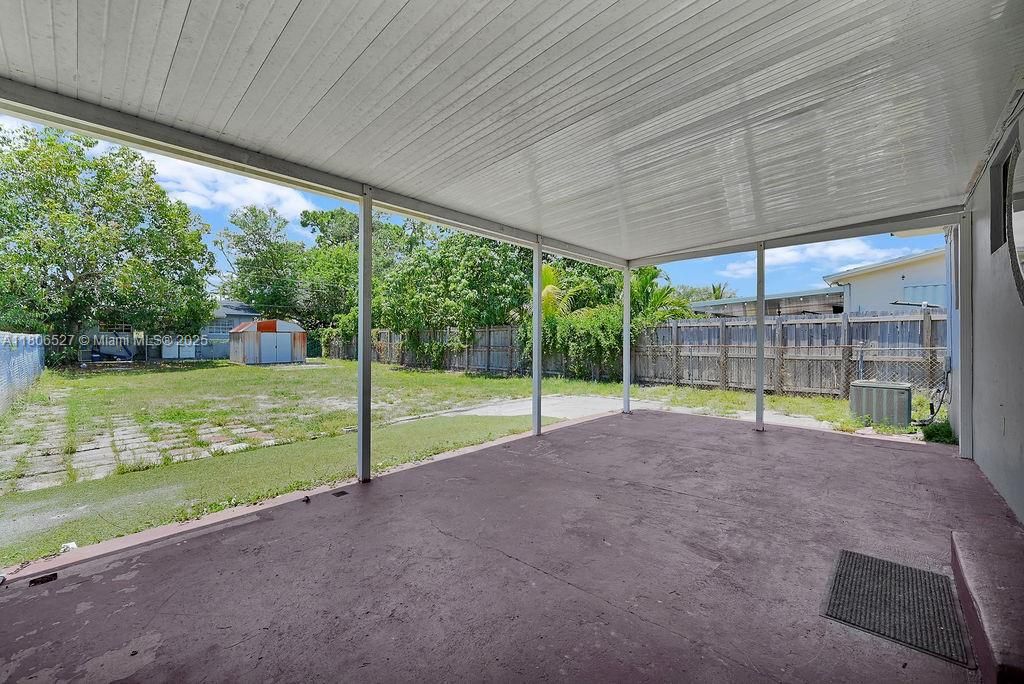 Vendido Recientemente: $624,000 (0 camas, 0 baños, 1620 Pies cuadrados)