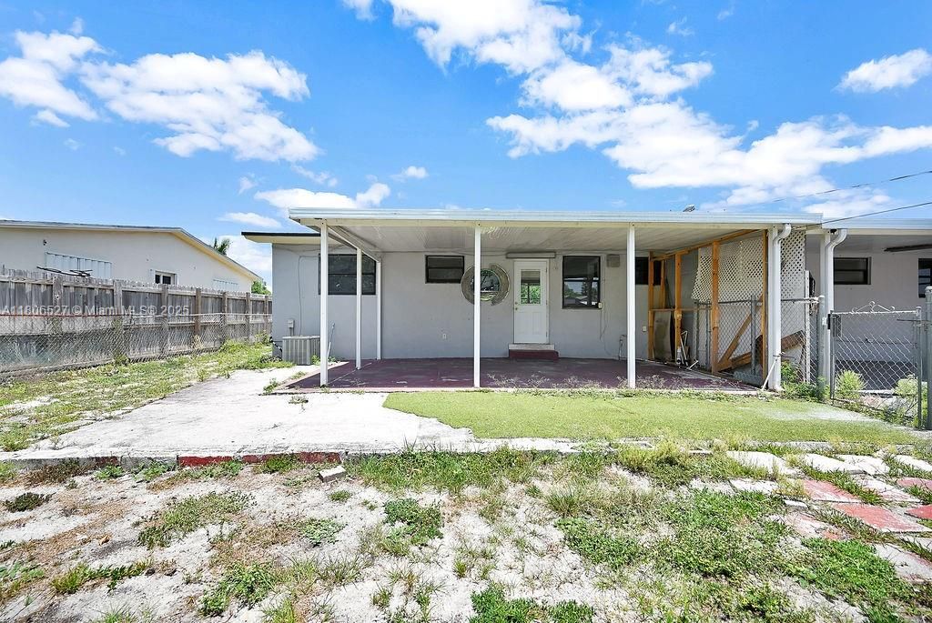 Vendido Recientemente: $624,000 (0 camas, 0 baños, 1620 Pies cuadrados)