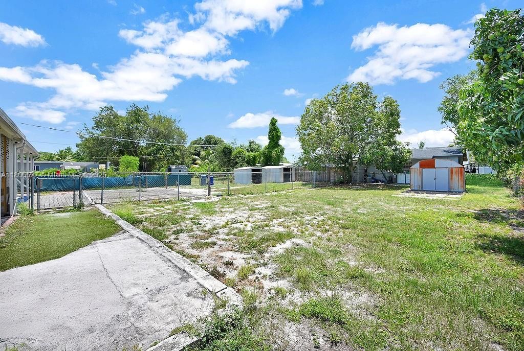 Vendido Recientemente: $624,000 (0 camas, 0 baños, 1620 Pies cuadrados)