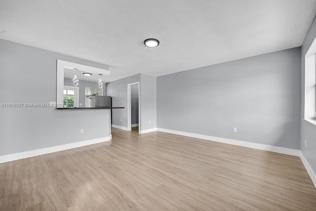 Vendido Recientemente: $624,000 (0 camas, 0 baños, 1620 Pies cuadrados)