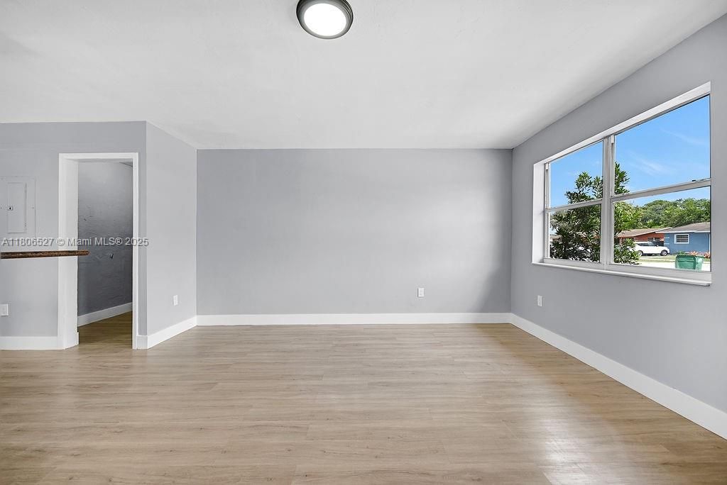 Vendido Recientemente: $624,000 (0 camas, 0 baños, 1620 Pies cuadrados)