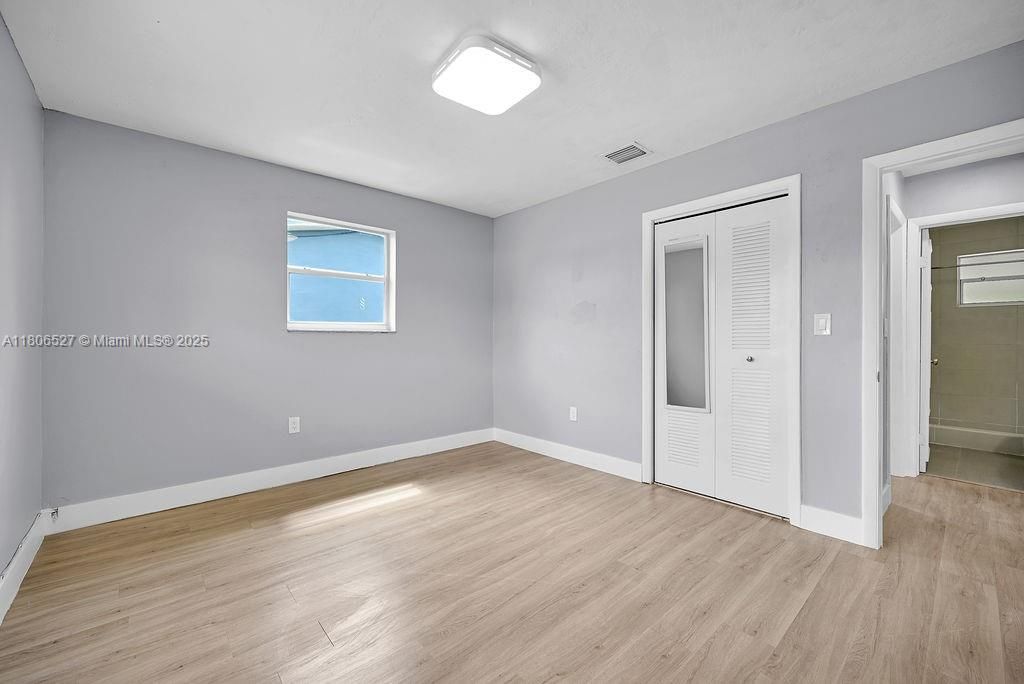 Vendido Recientemente: $624,000 (0 camas, 0 baños, 1620 Pies cuadrados)