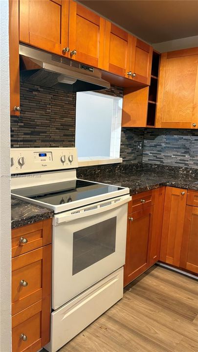 En Venta: $134,999 (1 camas, 1 baños, 695 Pies cuadrados)