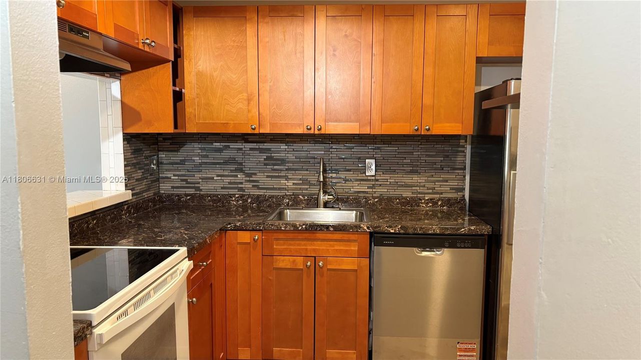 En Venta: $134,999 (1 camas, 1 baños, 695 Pies cuadrados)