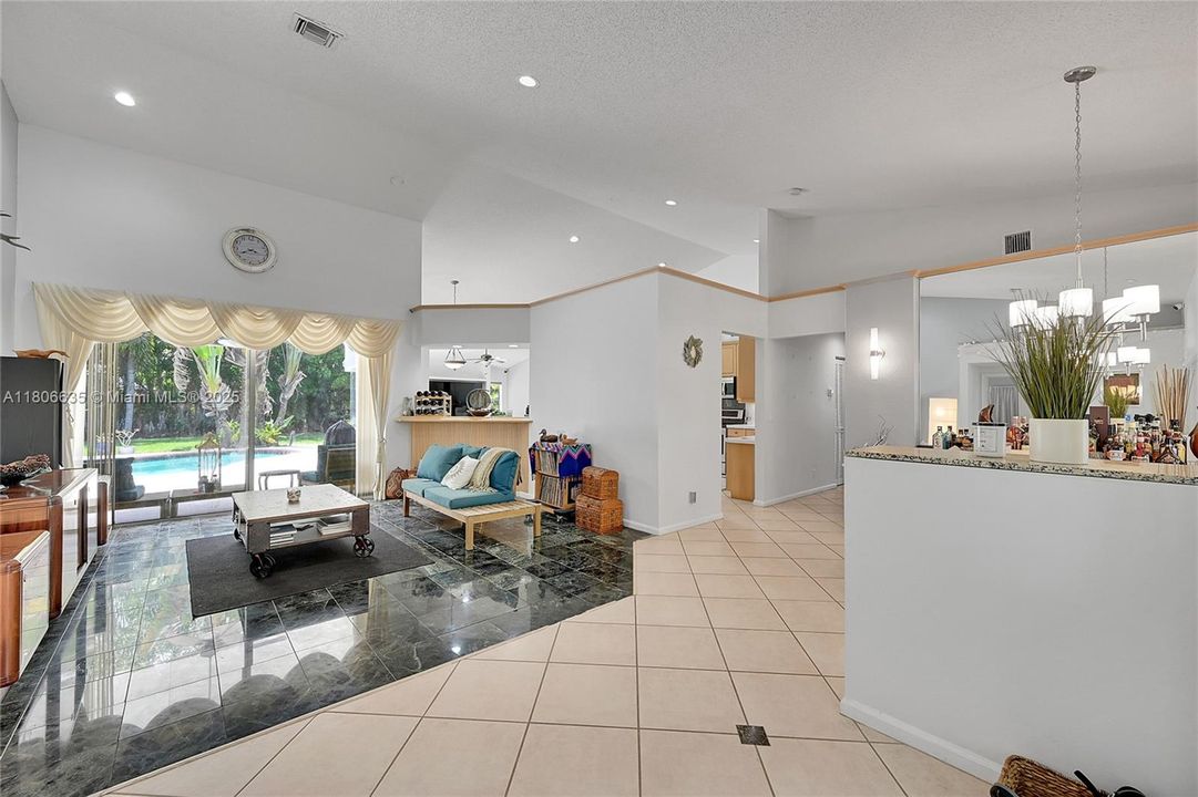 Active With Contract: $817,900 (4 beds, 3 baths, 2402 Square Feet)