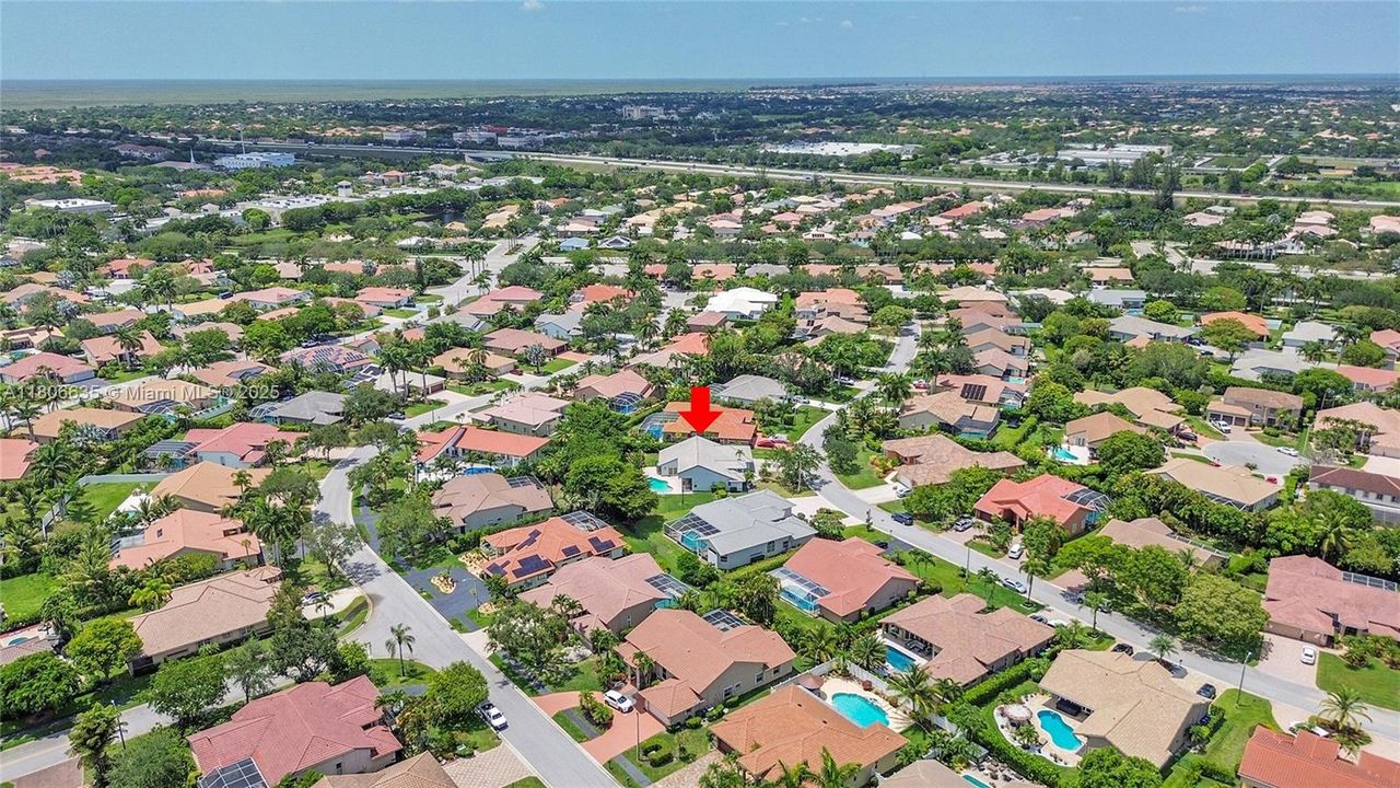 Active With Contract: $817,900 (4 beds, 3 baths, 2402 Square Feet)