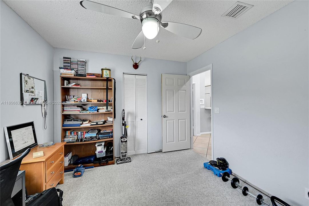 Active With Contract: $817,900 (4 beds, 3 baths, 2402 Square Feet)