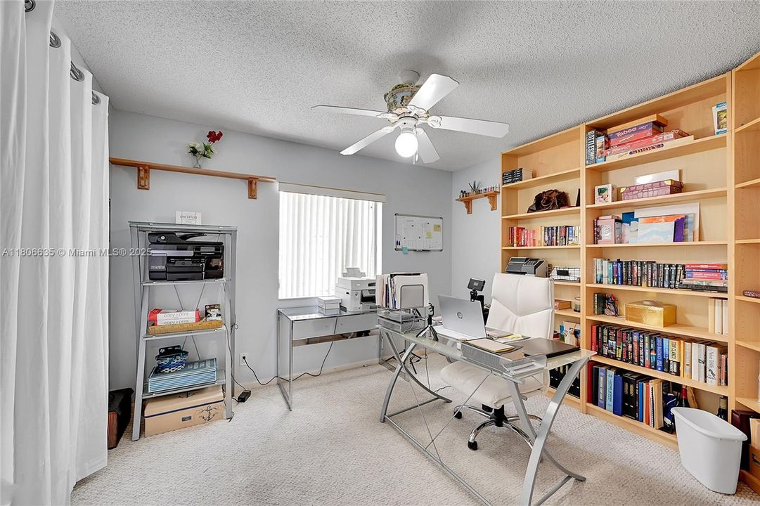 Active With Contract: $817,900 (4 beds, 3 baths, 2402 Square Feet)