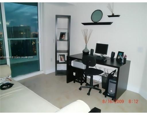 Recently Sold: $630,000 (2 beds, 2 baths, 1267 Square Feet)