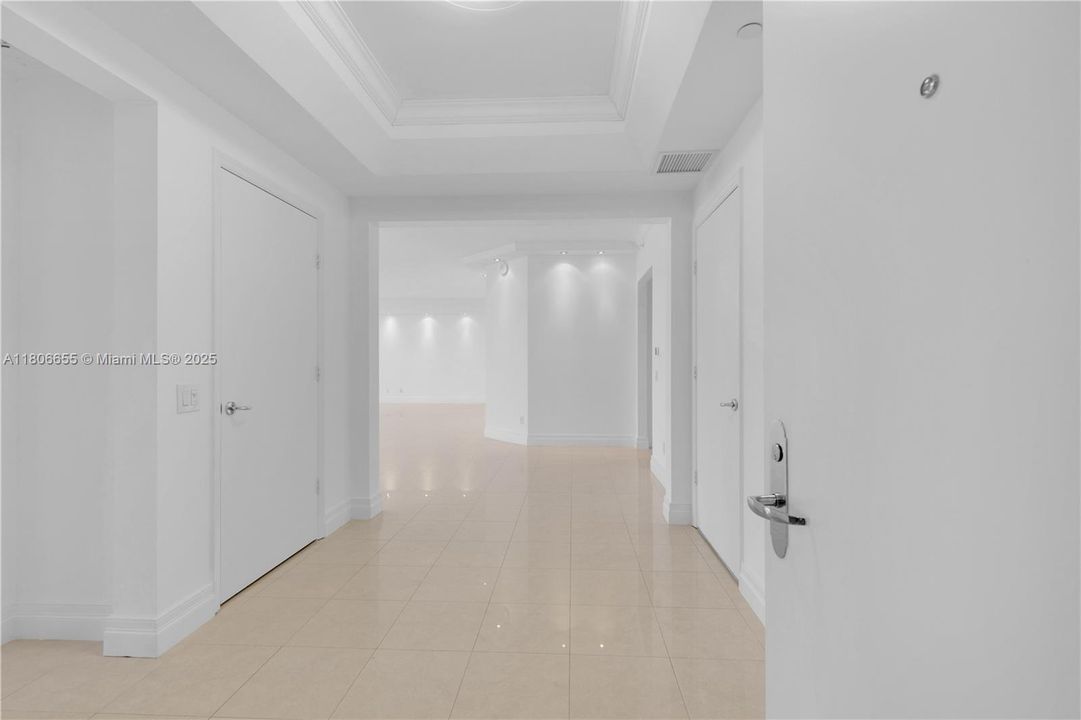 Недавно продано: $1,399,000 (3 спален, 3 ванн, 2733 Квадратных фут)