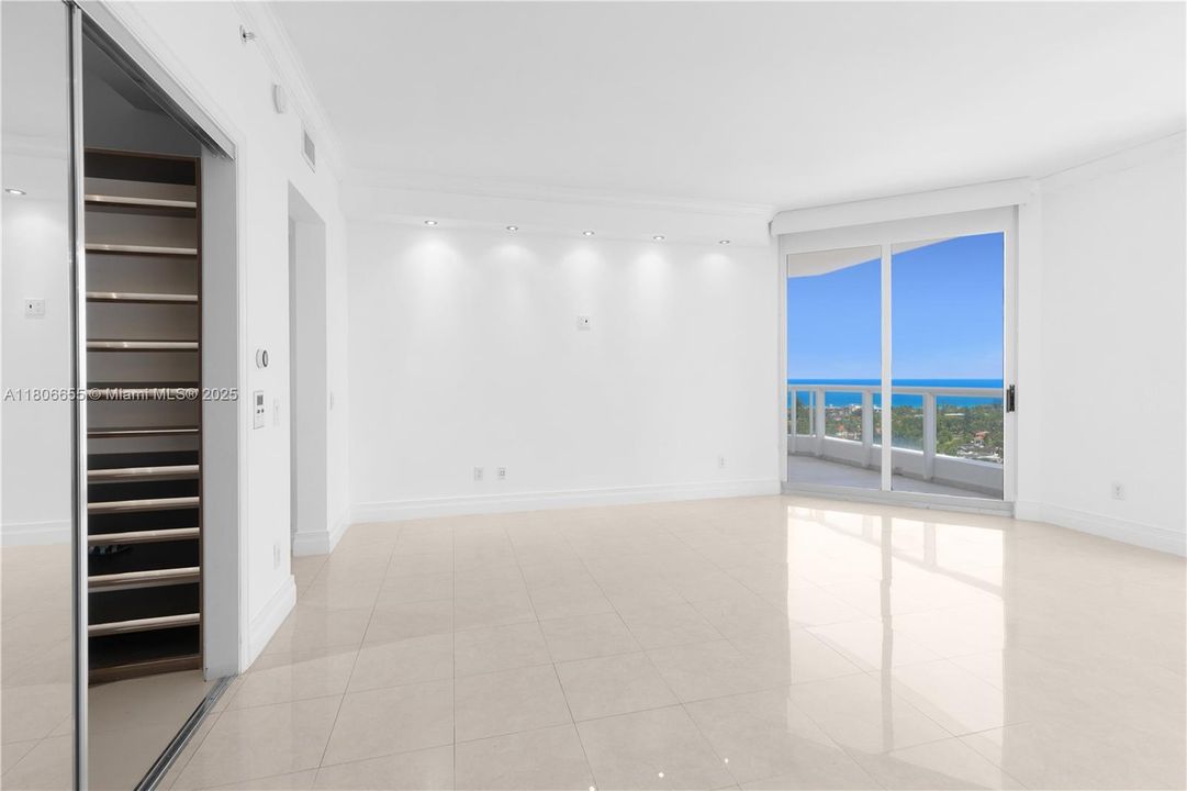 Недавно продано: $1,399,000 (3 спален, 3 ванн, 2733 Квадратных фут)