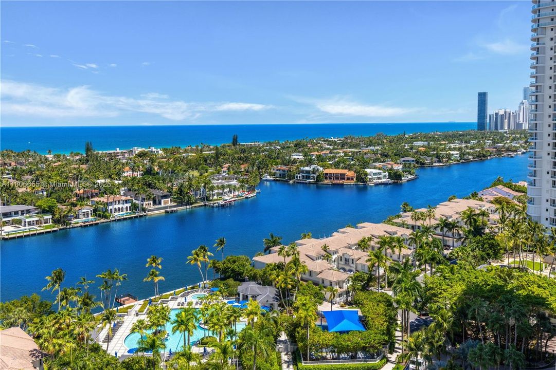 Недавно продано: $1,399,000 (3 спален, 3 ванн, 2733 Квадратных фут)