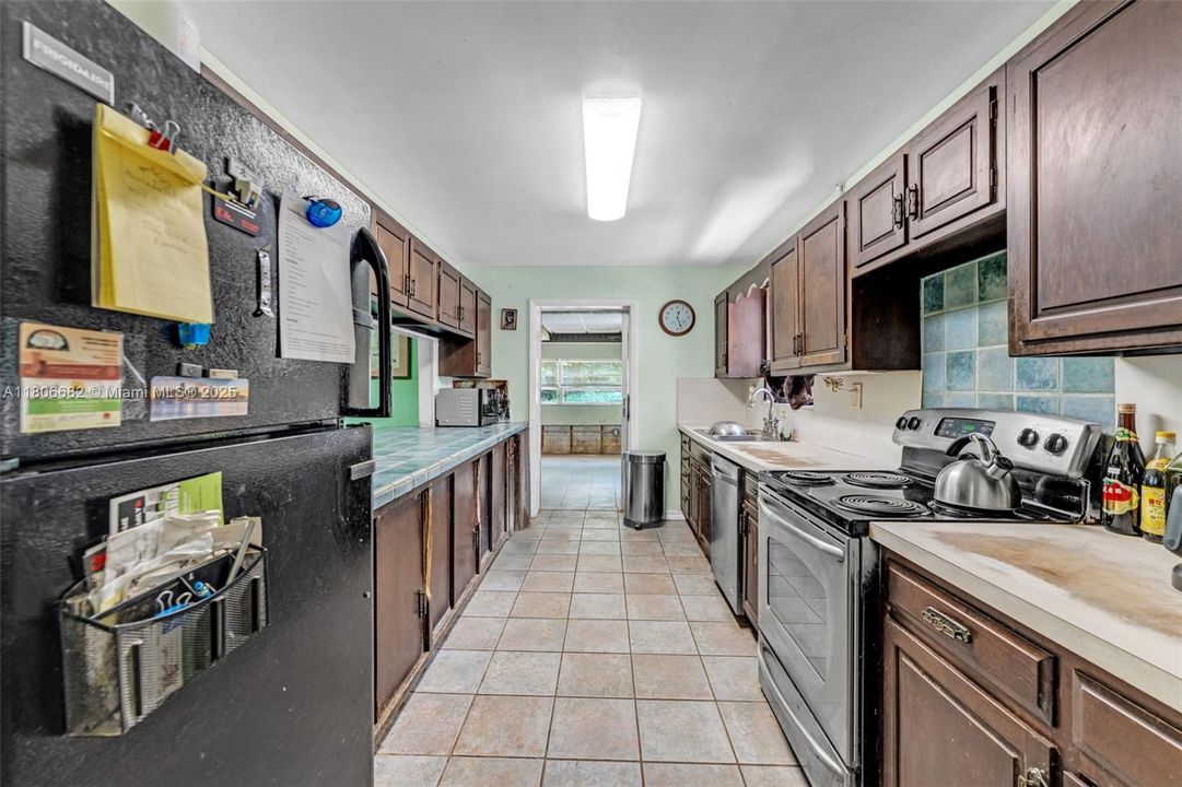 OPPOSITE VIEW OF CURRENT GALLEY KITCHEN