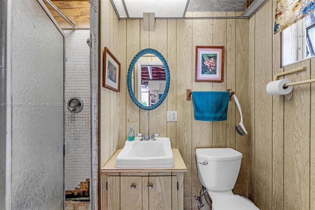 #3 LOCATED IN GARAGE. COULD BECOME A HUGE MAIN SUITE WHICH WOUD UPDATE FLOOR PLAN INTO SPLIT PLAN