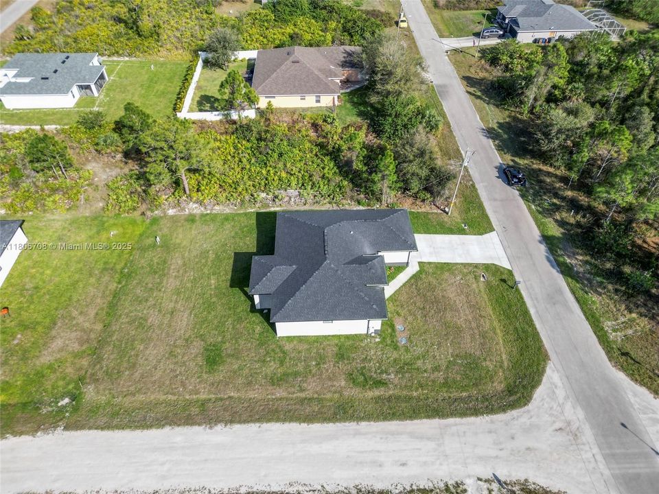 Recently Sold: $349,900 (3 beds, 2 baths, 1630 Square Feet)