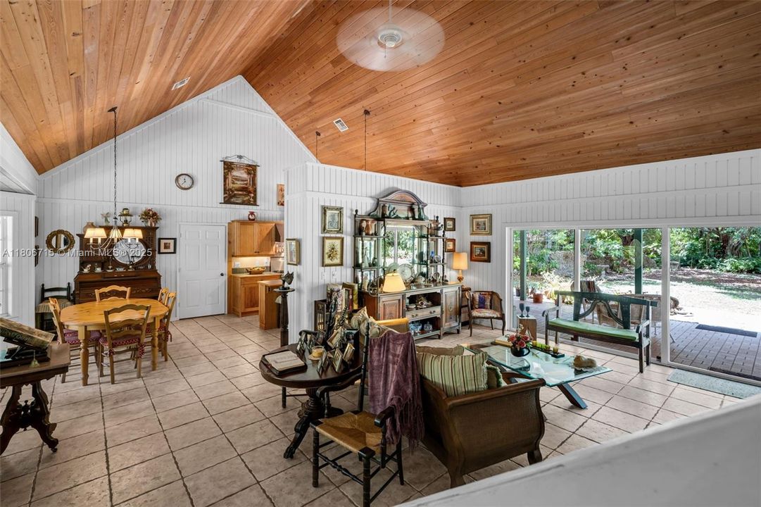 UPON ENTRY VIEW, LARGE COVERED PATIO