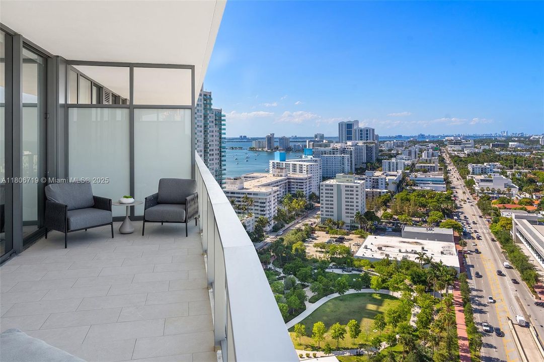 Vendido Recientemente: $1,453,500 (1 camas, 1 baños, 731 Pies cuadrados)