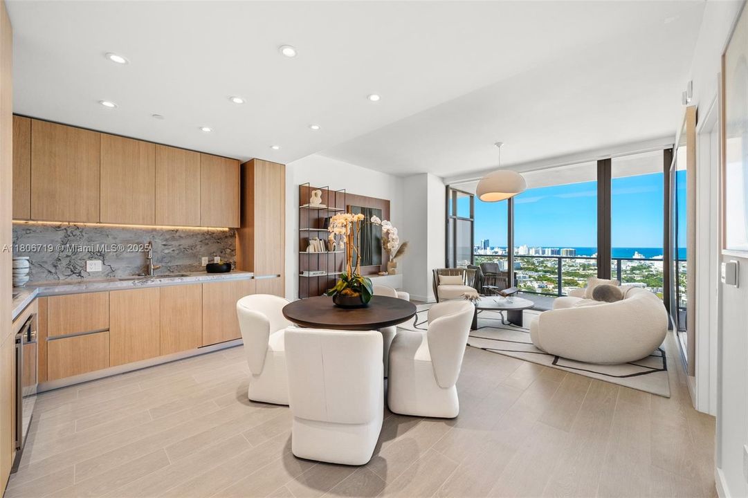 Vendido Recientemente: $1,453,500 (1 camas, 1 baños, 731 Pies cuadrados)