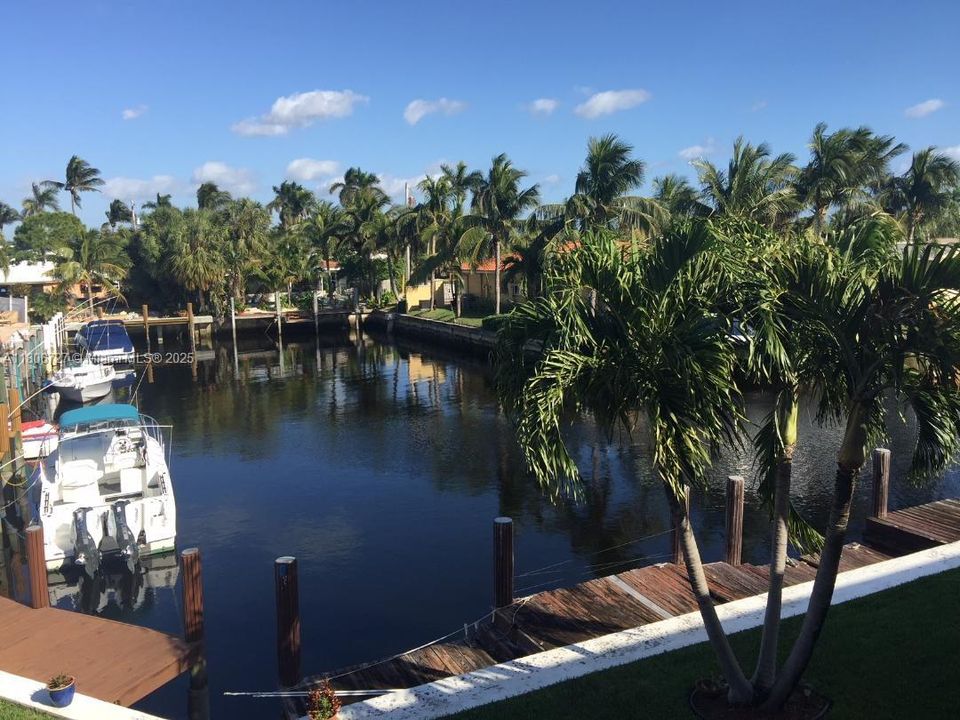 待售: $139,900 (1 贝兹, 1 浴室, 550 平方英尺)