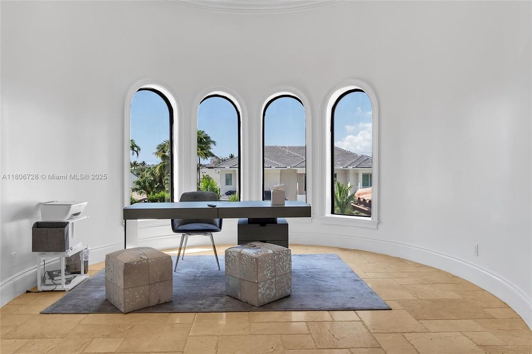 待售: $5,706,427 (6 贝兹, 7 浴室, 7286 平方英尺)