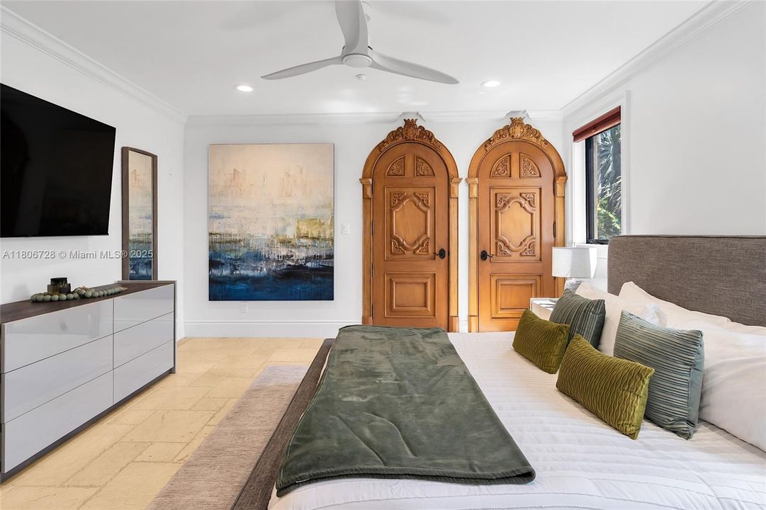 待售: $5,706,427 (6 贝兹, 7 浴室, 7286 平方英尺)