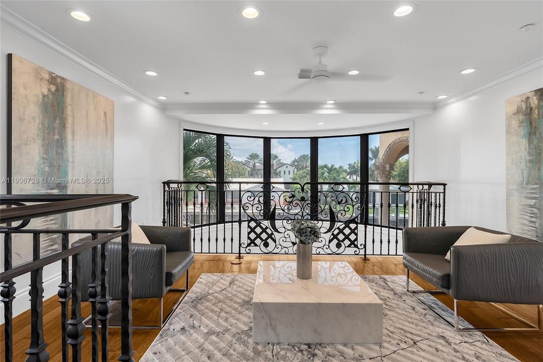 待售: $5,706,427 (6 贝兹, 7 浴室, 7286 平方英尺)