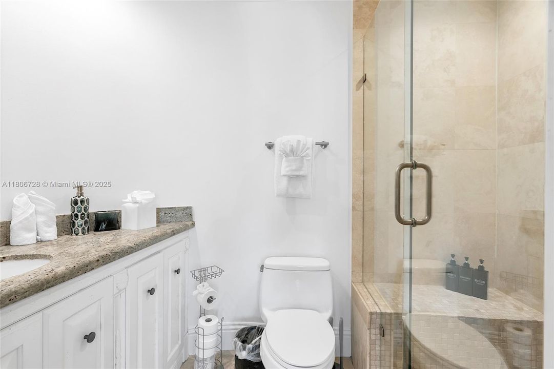 待售: $5,706,427 (6 贝兹, 7 浴室, 7286 平方英尺)