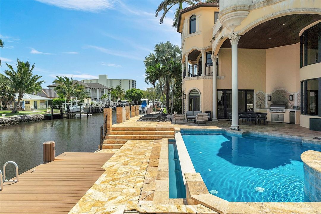 待售: $5,706,427 (6 贝兹, 7 浴室, 7286 平方英尺)