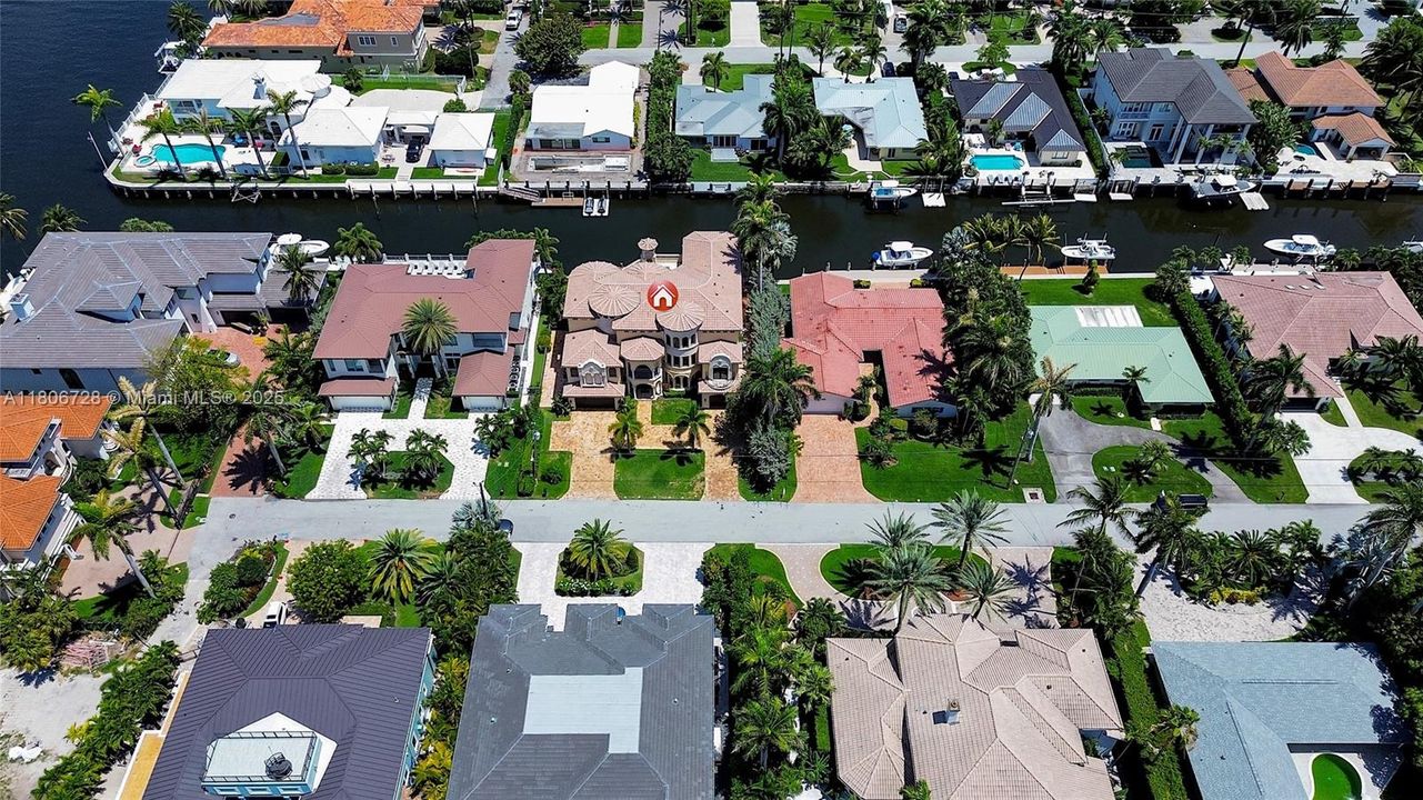 待售: $5,706,427 (6 贝兹, 7 浴室, 7286 平方英尺)