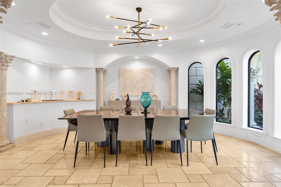 待售: $5,706,427 (6 贝兹, 7 浴室, 7286 平方英尺)