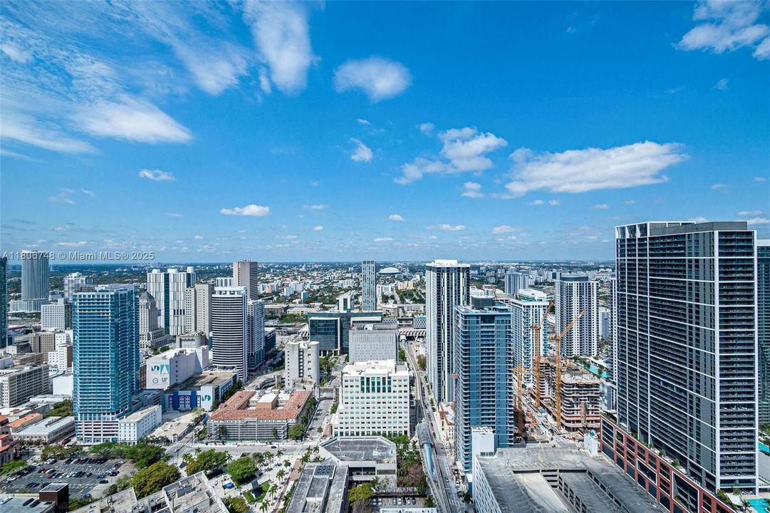 En Venta: $1,090,000 (3 camas, 3 baños, 1135 Pies cuadrados)