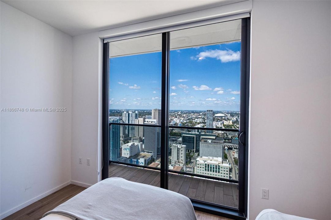 En Venta: $1,090,000 (3 camas, 3 baños, 1135 Pies cuadrados)