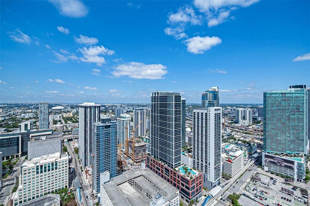 En Venta: $1,090,000 (3 camas, 3 baños, 1135 Pies cuadrados)