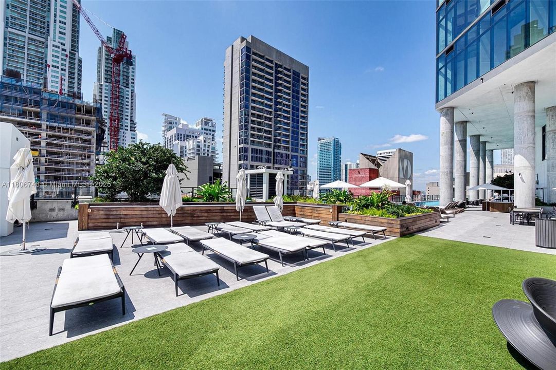 En Venta: $1,090,000 (3 camas, 3 baños, 1135 Pies cuadrados)