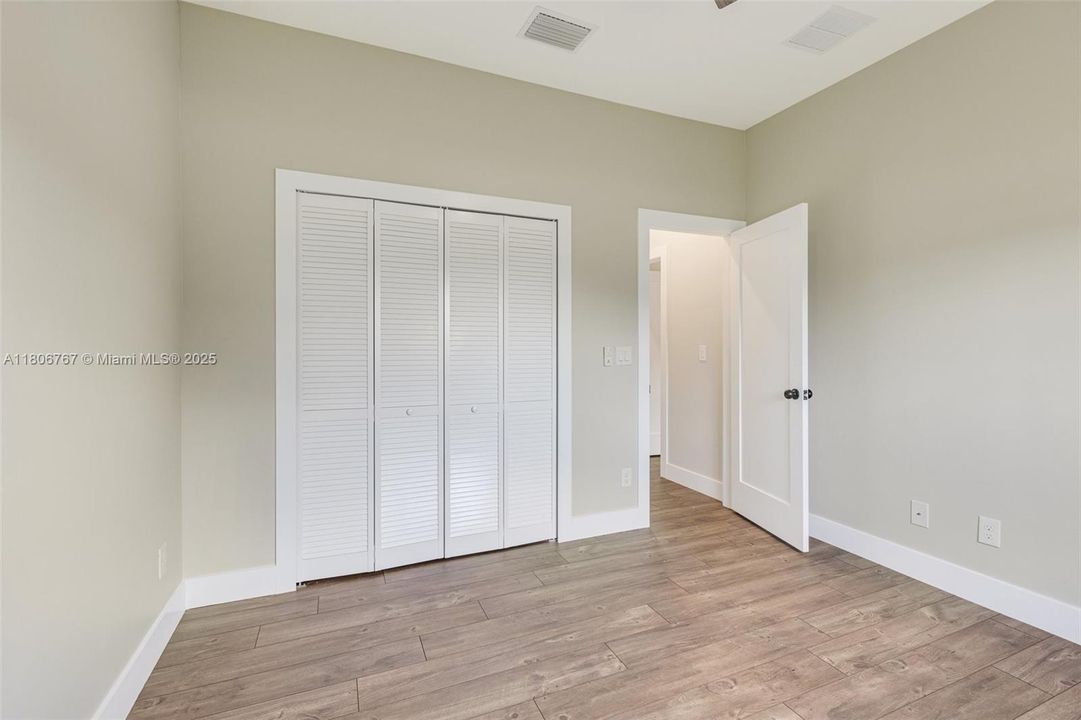 Recently Rented: $2,650 (4 beds, 2 baths, 1500 Square Feet)