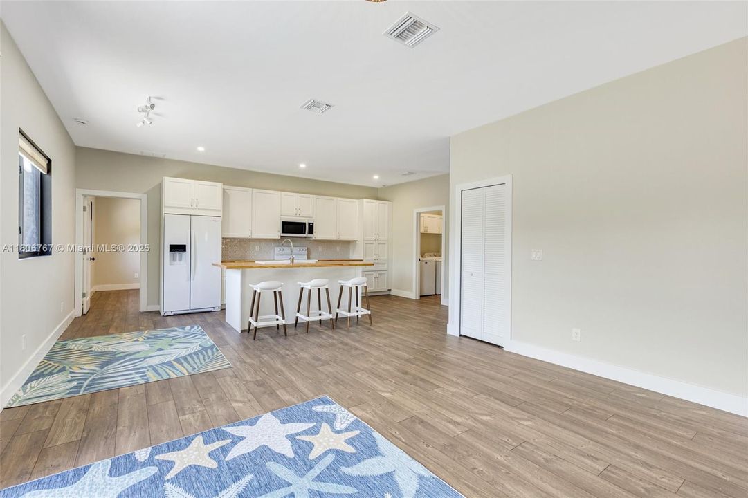 Recently Rented: $2,650 (4 beds, 2 baths, 1500 Square Feet)