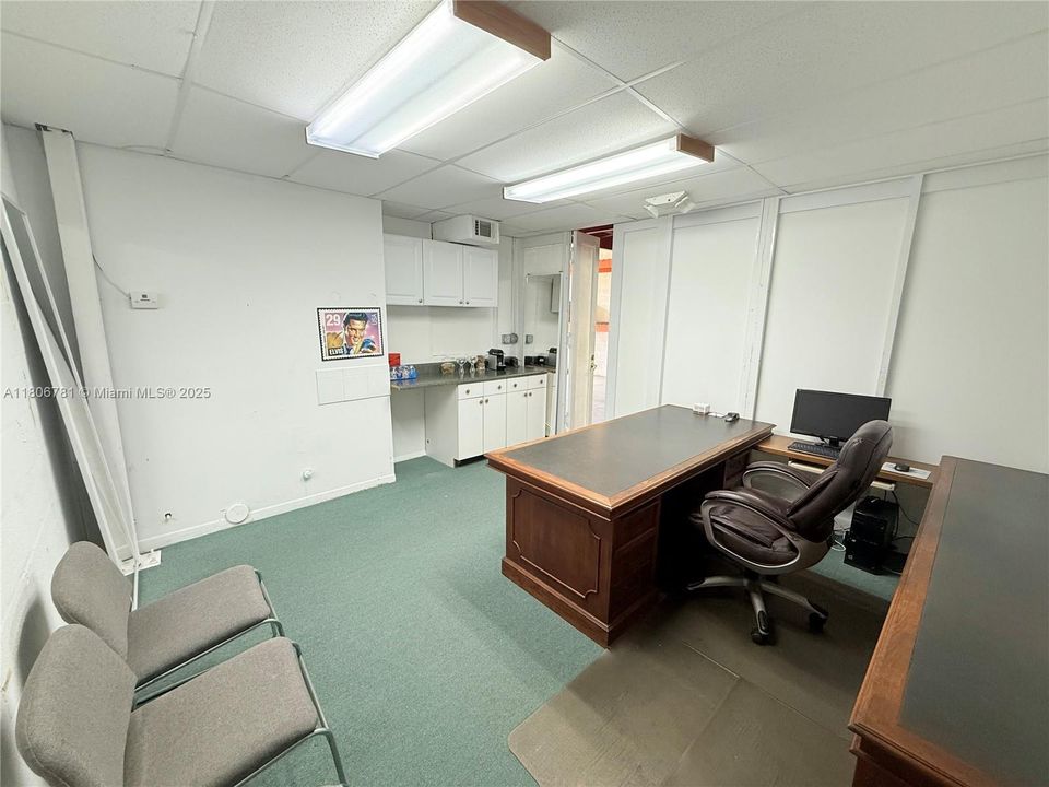 Active With Contract: $1,350 (0 beds, 0 baths, 0 Square Feet)