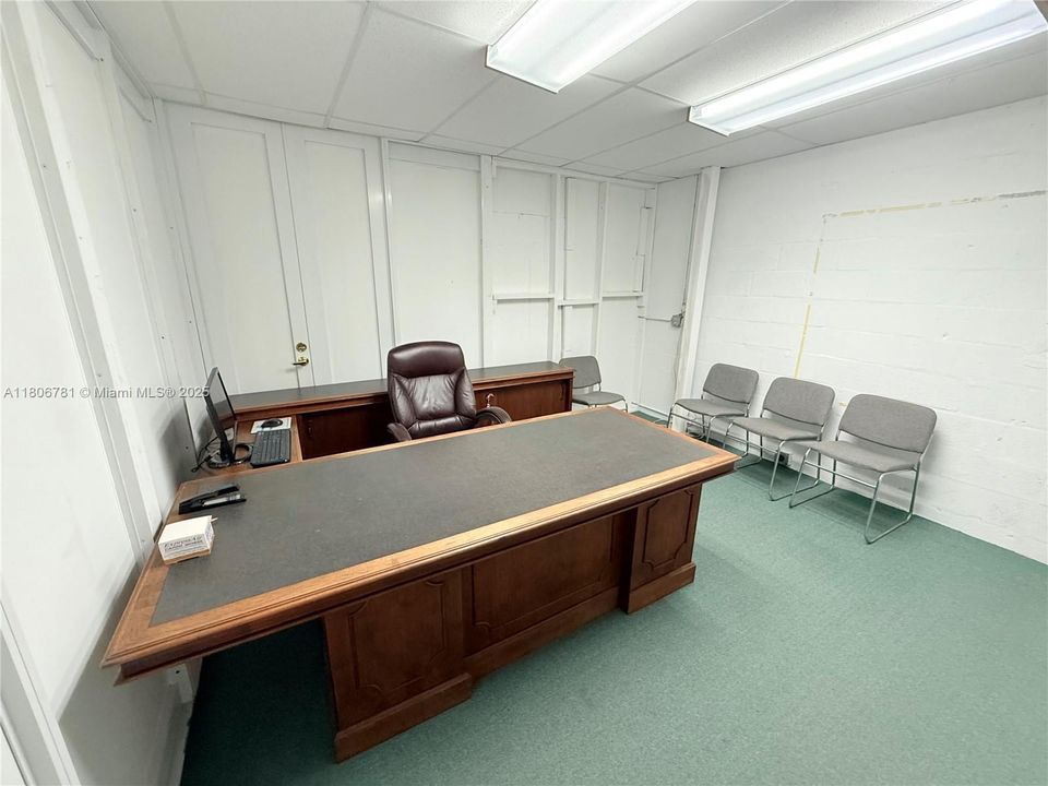 Active With Contract: $1,350 (0 beds, 0 baths, 0 Square Feet)