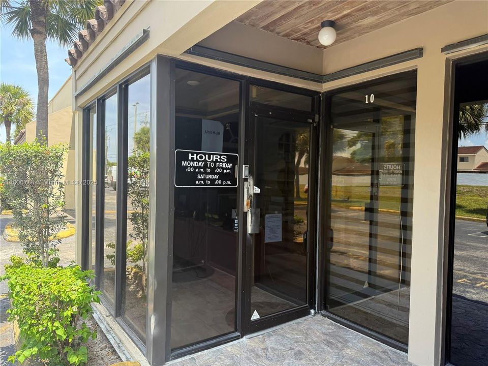 Active With Contract: $1,350 (0 beds, 0 baths, 0 Square Feet)