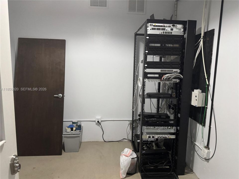 出租: $35 (0 贝兹, 0 浴室, 0 平方英尺)