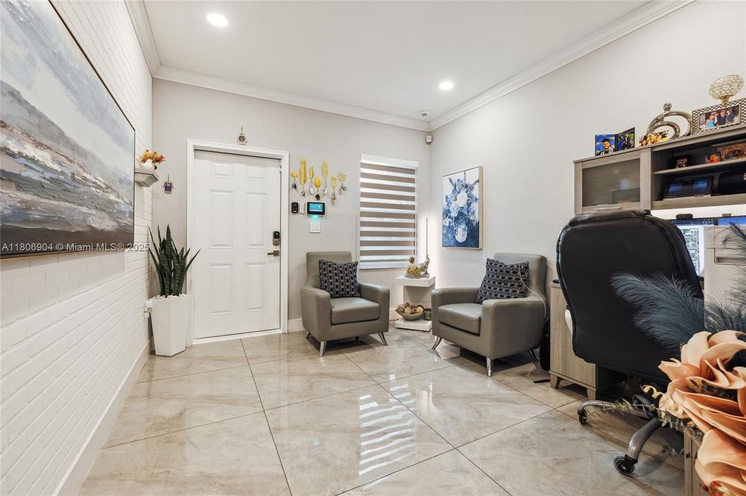 Vendido Recientemente: $450,000 (3 camas, 2 baños, 1526 Pies cuadrados)