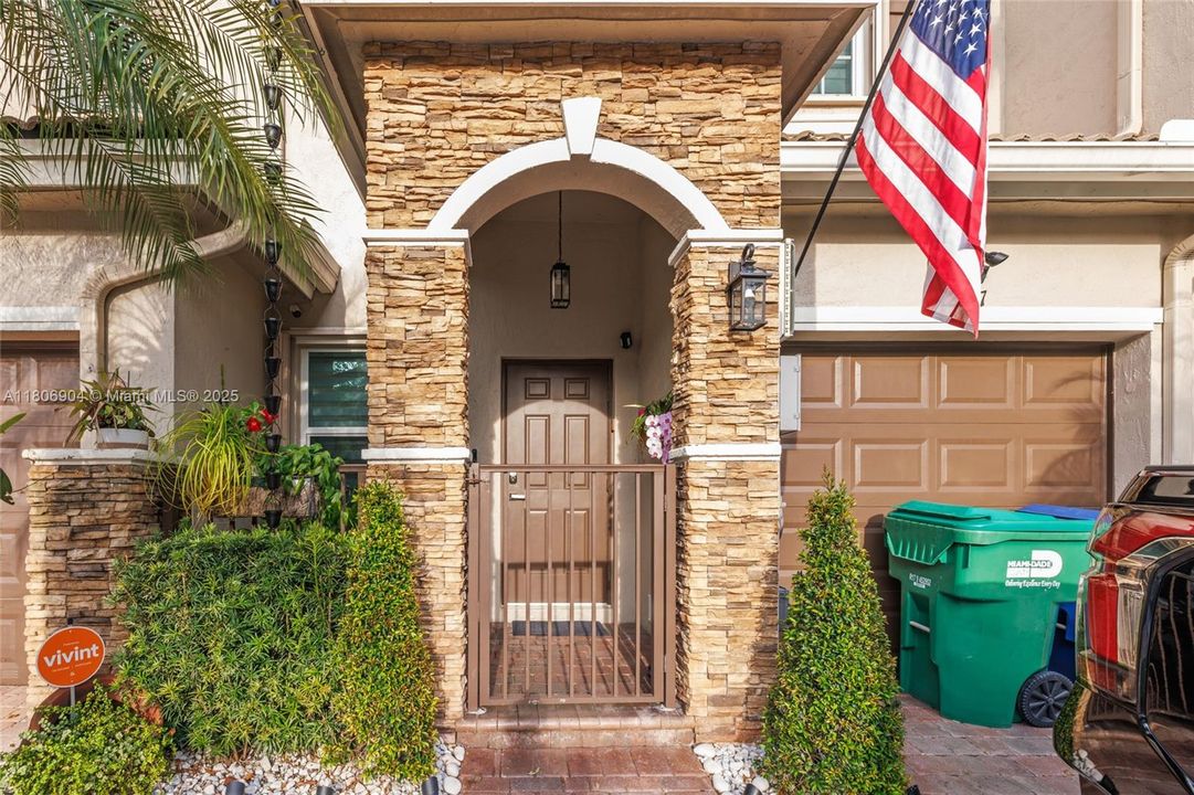 Vendido Recientemente: $450,000 (3 camas, 2 baños, 1526 Pies cuadrados)